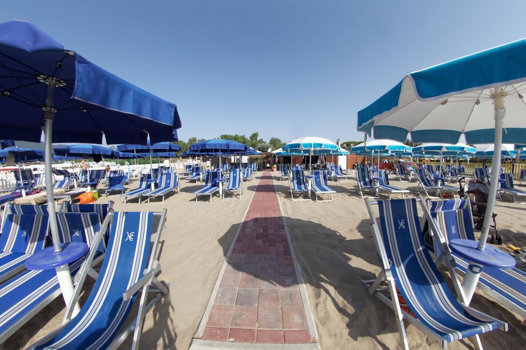 Hotel Capo Circeo Centro Benessere & Padel Сан-Феліче-Чирчео Екстер'єр фото