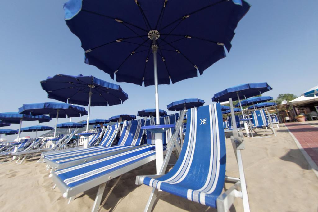 Hotel Capo Circeo Centro Benessere & Padel Сан-Феліче-Чирчео Екстер'єр фото