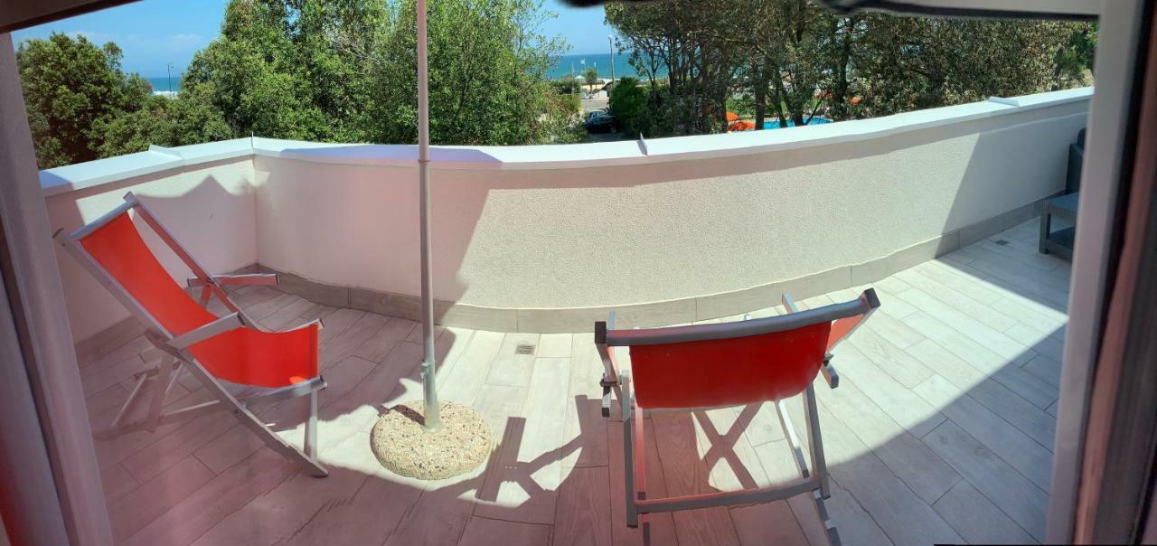 Hotel Capo Circeo Centro Benessere & Padel Сан-Феліче-Чирчео Екстер'єр фото